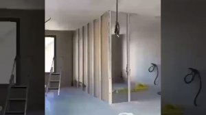 Парень разделил комнату на две части, получилось шикарно?