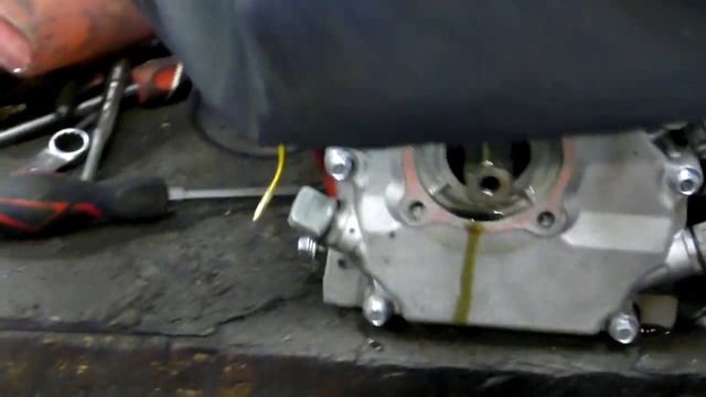 Мотоблок не заводится. Причина в масле? ЭТО БУДЕТ ПОЛЕЗНОЕ ВИДЕО! смотреть онлайн