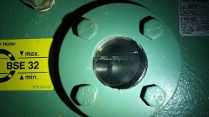 Процесс удаления влаги из масла компрессора холодильной установки