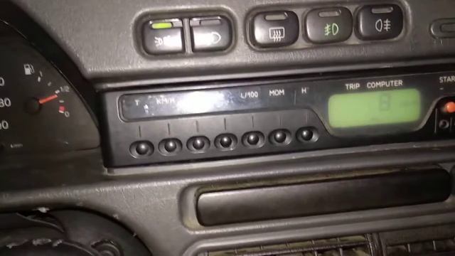 #ВАЗ2109-14_установка_бортового_компьютера_на_Карбюраторную_девятку смотреть онлайн