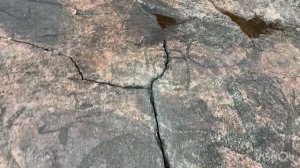 НАСКАЛЬНЫЕ РИСУНКИ ДРЕВНИХ ЛЮДЕЙ В КАРЕЛИИ! Петроглифы - бесов нос.