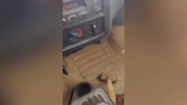 РЖАКА ДО СЛЕЗ