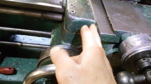 Устранил люфт продольного суппорта ТС 135М