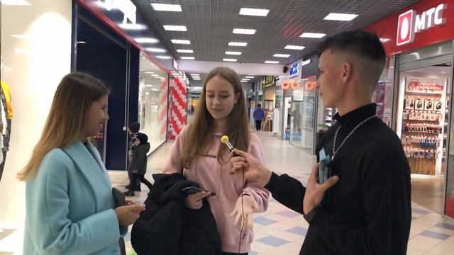 5 ГЛУПЫХ ВОПРОСОВ - Взрослые и Молодые отвечают на школьные вопросы.