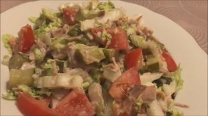 Салат с индейкой и пекинской капустой