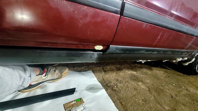 ауди 100 c4 замена нижних молдингов решение проблем их установки когда не на что их крепить. смотреть онлайн