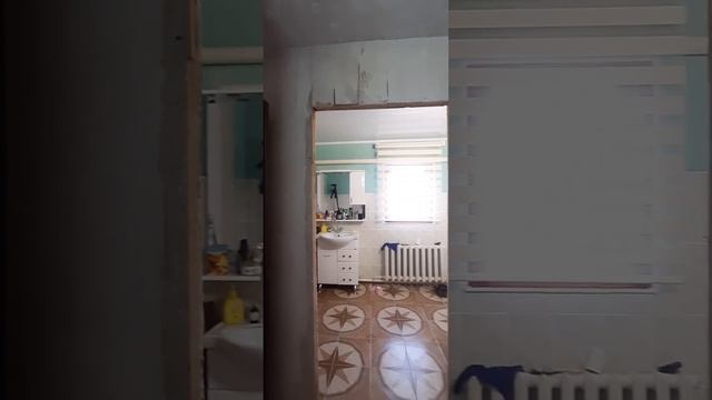 Ремонт прихожей комнаты в доме. Часть 2 продолжаем смотреть. смотреть онлайн