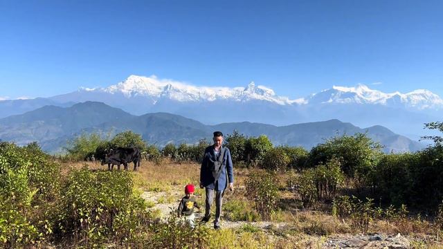 站在这个山顶上看去远方有一种说不上来的感觉 смотреть онлайн