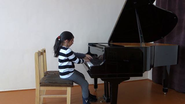 A rehearsal. A piano ensemble:3rd form. An excerpt from "The Chipollino" ballet by K.Khachatryan смотреть онлайн
