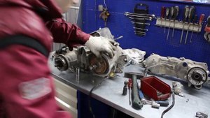 Двигатель скутера Honda Gyro X 2T переборка (фрагмент), Kupiscooter.ru
