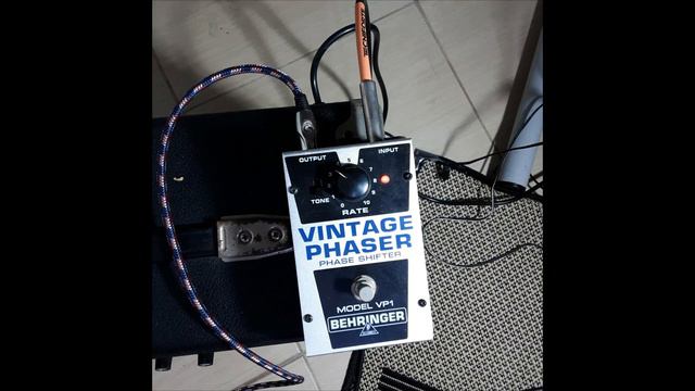 Behringer Vintage Phaser VP1 - Demo com amp Fender Frontman 25R смотреть онлайн