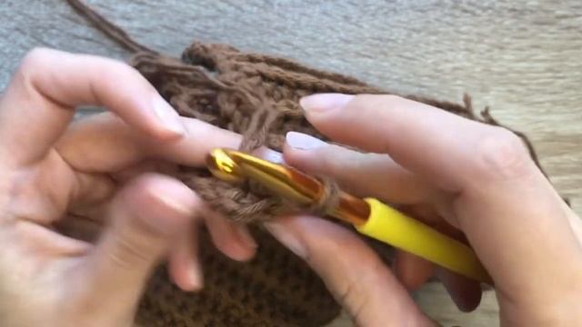 Как связать шарф-воротник крючком. Простой мастер-класс для новичков.