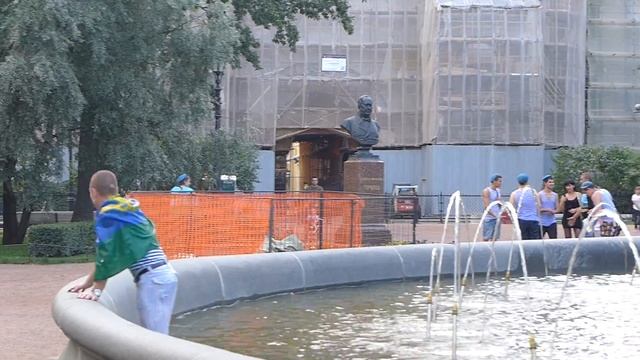 День ВДВ - купание в Фонтане. Адмиралтейский проспект