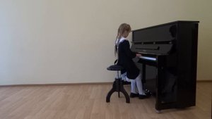 Танана Виктория 8 лет У. Гиллок "Любимая кукла", С. Майкапар "Музыкальная шкатулка".