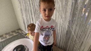 Аппарат для сладкой ваты. Как приготовить сахарную вату. Готовим сладкую вату дома. Обзор аппарата.