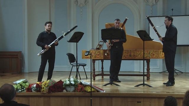 Julius Weissenborn 3 Pieces for 3 Bassoons, Op.4,Serenada, Polka, Marche смотреть онлайн