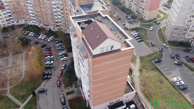Коттедж на крыше многоэтажки. Уручье, Минск 02.11.2019