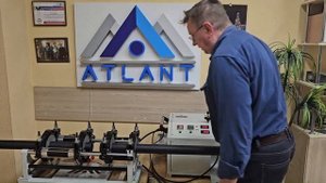 Сварка полимерных труб с помощью сварочного аппарата ATLANT 160 G  #сварка #ПНД #ATLANT