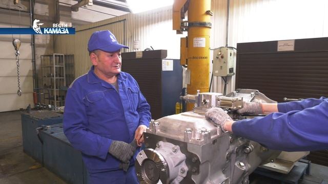 Альмас Раупов – слесарь механосборочных работ завода запасных частей и компонентов «КАМАЗа»