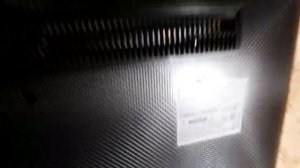 Разбитый экран телевизора Samsung UE40J6200AW