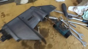 Ямаха 6 -8 вода в редукторе .