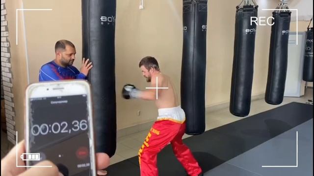 Наибольшее количество пробивных ударов за 5 секунд смотреть онлайн