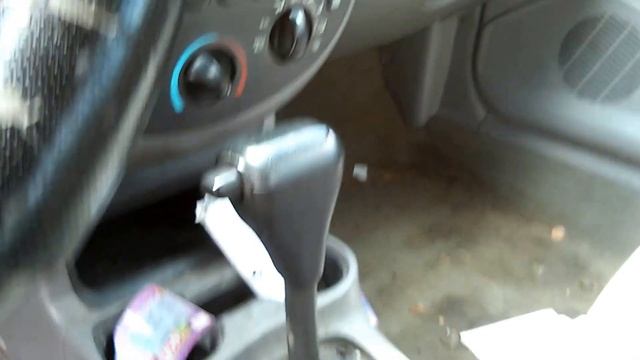 Abandoned 1998 Ford Escort Urban Tampax Edition смотреть онлайн