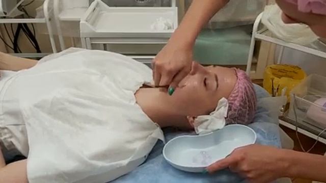 АирисКом студенты учатся: первая практика учеников, карбокситерапия. смотреть онлайн