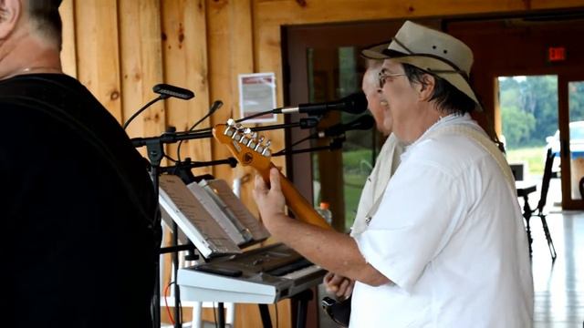 South Canal Street Band at Blue Quartz & Shotwell Brewery смотреть онлайн