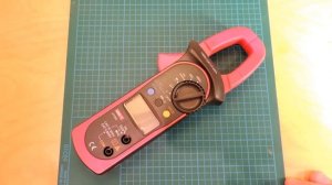 UNI-T UT203 Clamp Multimeter Review