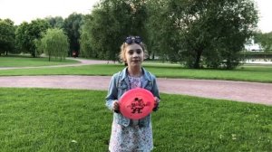 ? ЛЕТАЮЩИЙ ФРИСБИ ДИСК. СЕКРЕТЫ для новичков? / Flying Frisbee. Secrets for beginners❤️.