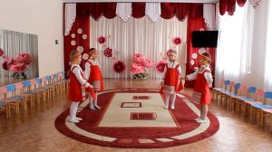 дс 149 СВЕТЛЯЧОКнародный танец КРАЙ РЯБИНОВЫЙ