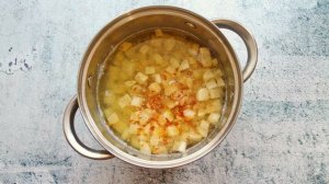 Суп-пюре из кабачков с плавленым сыром