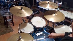 Live a Daryl's House/ Cee Lo Green/Cant Go For That ! Drumming With Tony!
