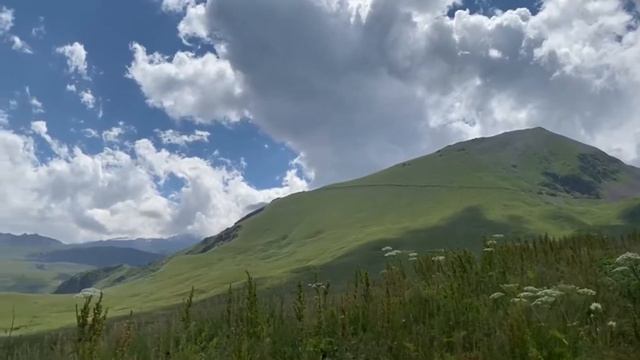 Замечательная, успокаивающая, вдохновляющая музыка!