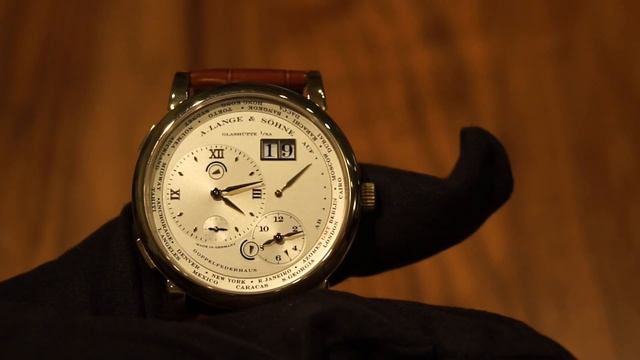 A. Lange & Söhne Lange 1 Time Zone смотреть онлайн