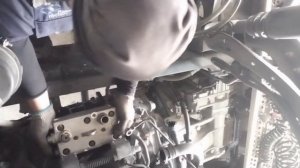 Install new air compressor assembly Mercedes Benz ACTROS 2042(Truck mechanic) Leguid vlog