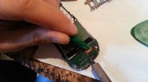 Как поменять дисплей на Nokia 1280? Разборка телефона. Ремонт телефонов AYMobile