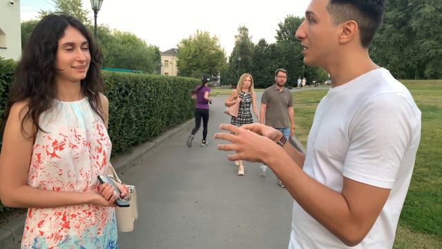 Читаю характер ПО ЛИЦУ незнакомых людей. [Разбор] смотреть онлайн