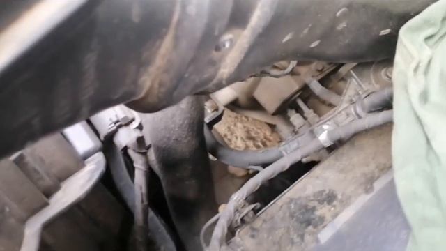 D4EA 2.0 CRDI kia carens. Запах топлива в салоне. смотреть онлайн