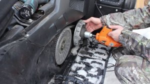 Автомобильный ударный гайковерт Defort DCW-12 и вариатор Cf moto 500-2a