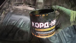 Вибро-шумоизоляция и монтаж ковра пола на ПАССАТ Б3.