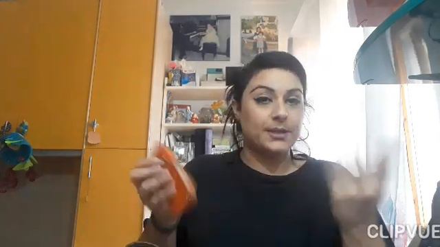 What'S in My BaG... смотреть онлайн