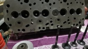 Обзор и тэст набора для притирки клапанов из Китая.