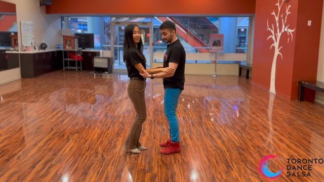 Bachata Combination Lesson - Love Nwantiti (Remixed by DJC) смотреть онлайн