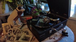 🔥 ОГОНЁК - НЕЧАЕВ ВЛАДИМИР. ВОЕННАЯ ПЕСНЯ - ИГРАЕТ ПАТЕФОН.