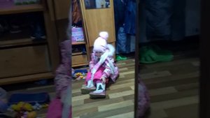 Ребёнок уходит из дома из за мандаринки🙈
Часть 2 (продолжение)