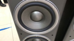 JBL E100