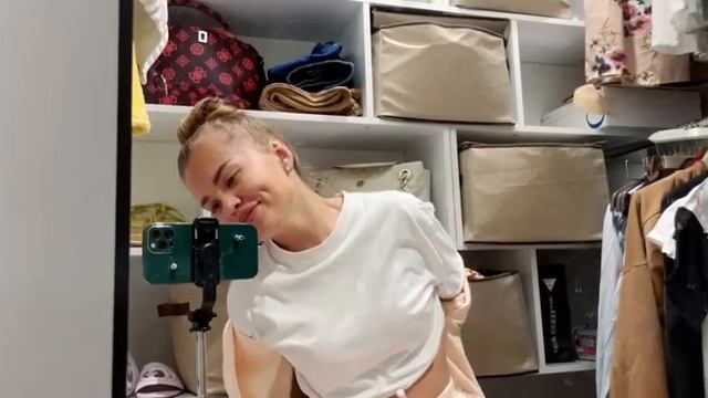 СТРИМЕРША РАЗДЕЛАСЬ