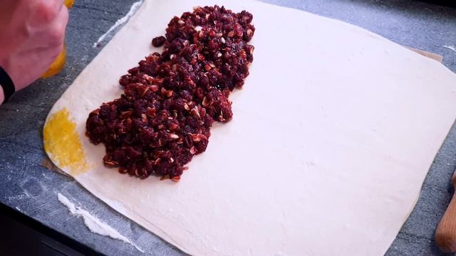 Штрудель с вишней | Потрясающий домашний рецепт